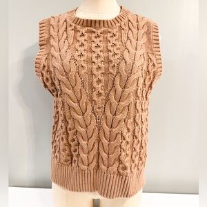 Nicole Miller Tan Cable Knit Sweater Vest size Large